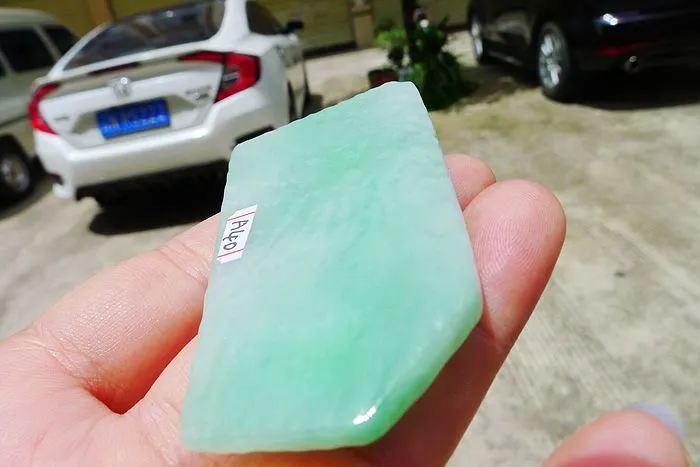 Natural Jade Rough Jadeite Raw (48g,6.7X3.7X0.9cm)