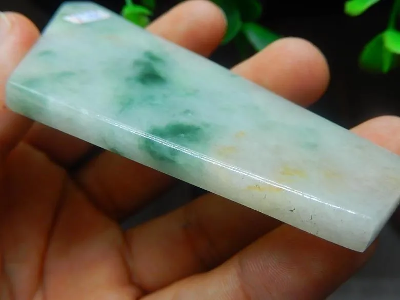 Natural Jade Rough Jadeite Raw (56g, 97X41X6mm)