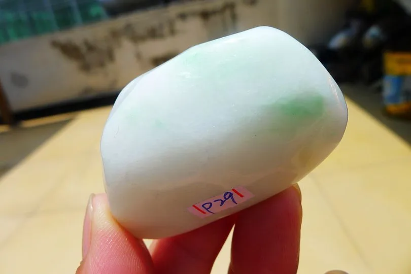 Natural Jade Rough Jadeite Raw (58g,5X3.3X2cm)