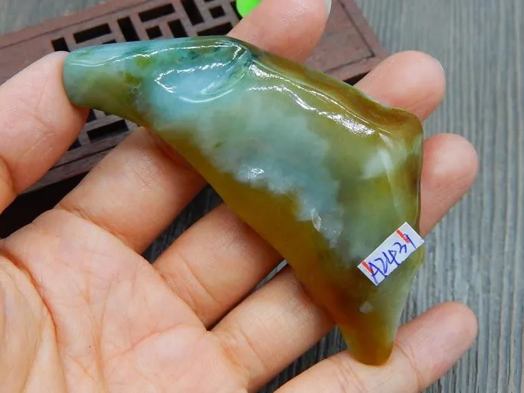Natural Jade Rough Jadeite Raw (61g, 81X34X14mm)