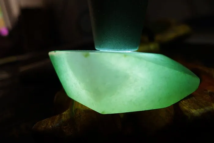 Natural Jade Rough Jadeite Raw (61g,5.4X3.8X1.55cm)