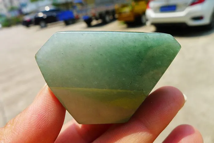 Natural Jade Rough Jadeite Raw (61g,5.4X3.8X1.55cm)