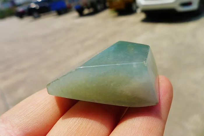 Natural Jade Rough Jadeite Raw (61g,5.4X3.8X1.55cm)