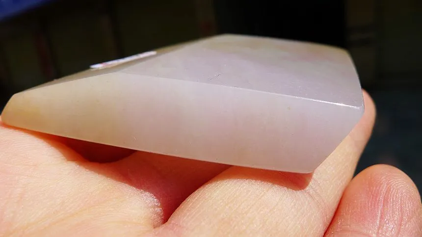 Natural Jade Rough Jadeite Raw (70g,8X5.1X1.2cm)