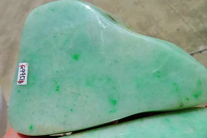 Natural Jade Rough Jadeite Raw 804g