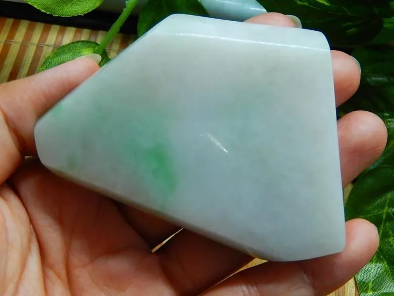 Natural Jade Rough Jadeite Raw (83g, 71X55X10mm)