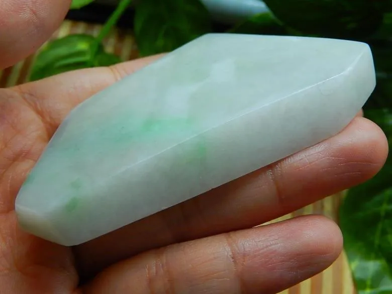 Natural Jade Rough Jadeite Raw (83g, 71X55X10mm)