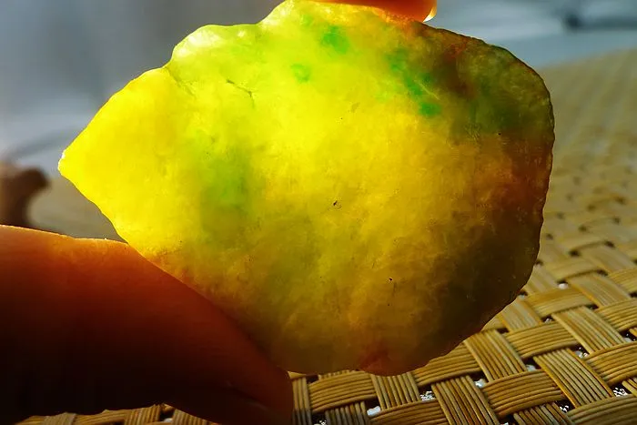 Natural Jade Rough Jadeite Raw 88g