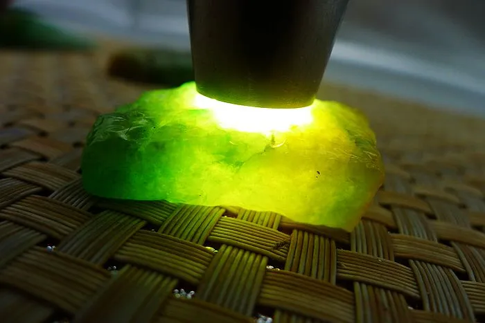 Natural Jade Rough Jadeite Raw 88g