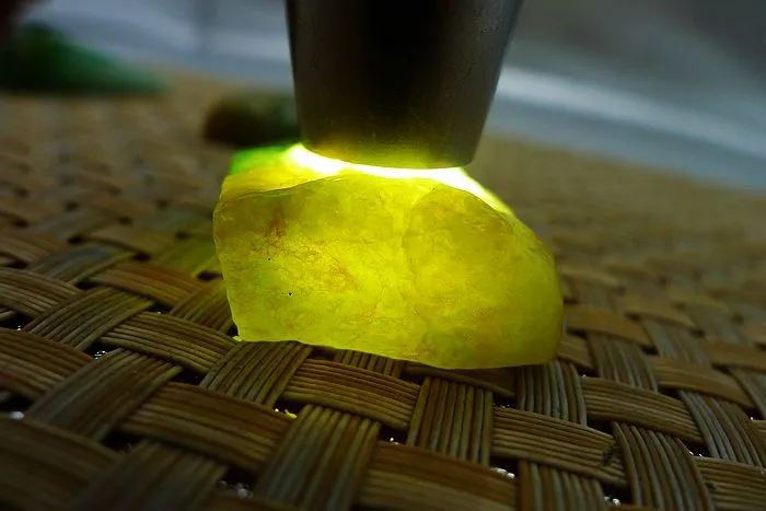 Natural Jade Rough Jadeite Raw 88g