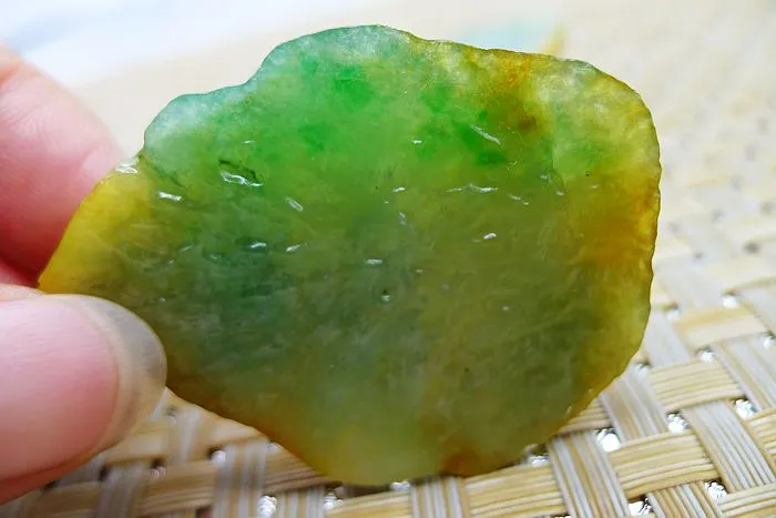 Natural Jade Rough Jadeite Raw 88g