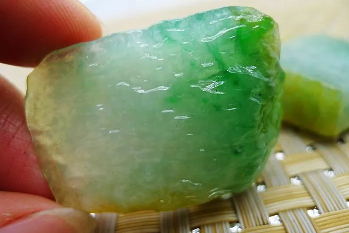 Natural Jade Rough Jadeite Raw 88g