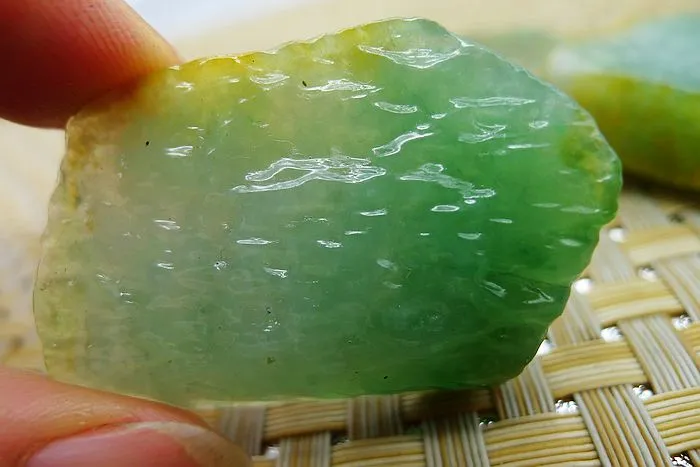 Natural Jade Rough Jadeite Raw 88g
