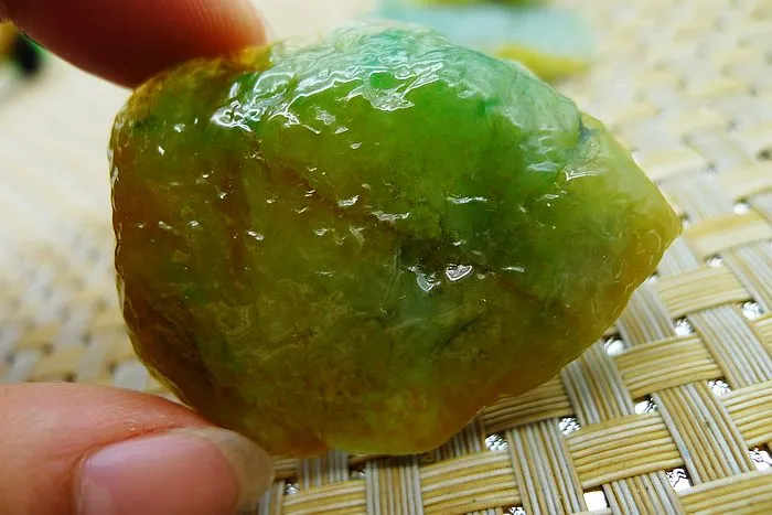 Natural Jade Rough Jadeite Raw 88g
