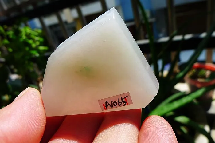 Natural Jade Rough Jadeite Raw S-(30g,4.2X3.7X0.8cm)