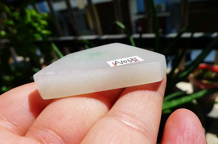 Natural Jade Rough Jadeite Raw S-(30g,4.2X3.7X0.8cm)