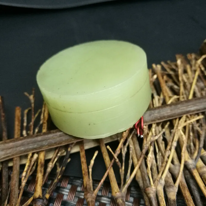 Natural Kunlun Jade Rough Nephrite Raw (105g,4.5X5.3X1.9cm)