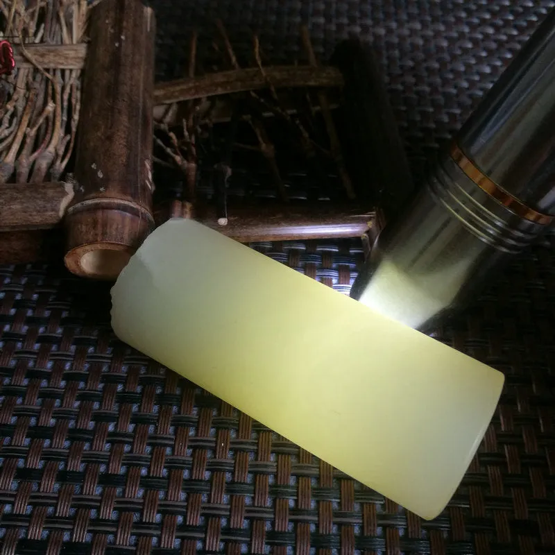 Natural Kunlun Jade Rough Nephrite Raw (129g,6.9X2.9cm)