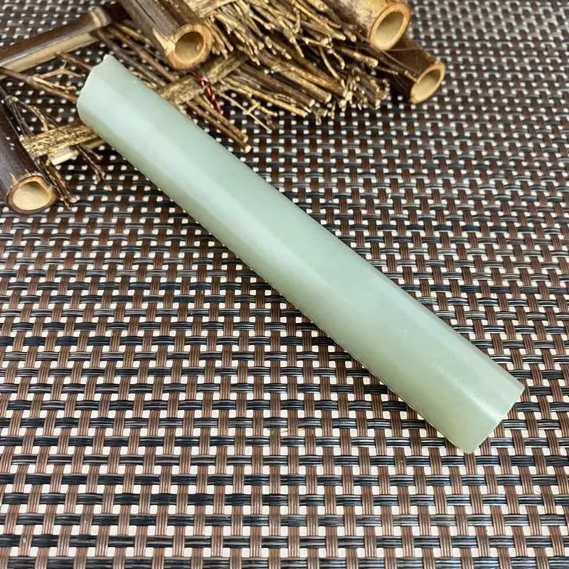 Natural Kunlun Jade Rough Nephrite Raw (131g,13.6X2.0cm)