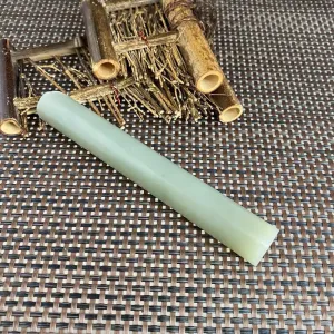 Natural Kunlun Jade Rough Nephrite Raw (131g,13.6X2.0cm)