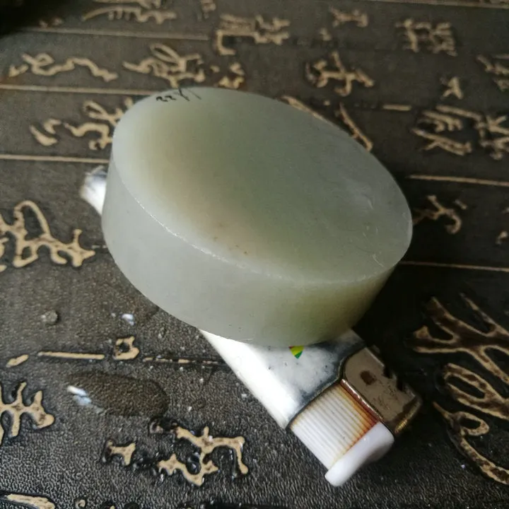 Natural Kunlun Jade Rough Nephrite Raw (135g, 5.9X1.7cm)