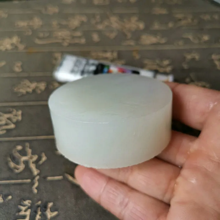 Natural Kunlun Jade Rough Nephrite Raw (139g, 5.5X5.5X2cm)