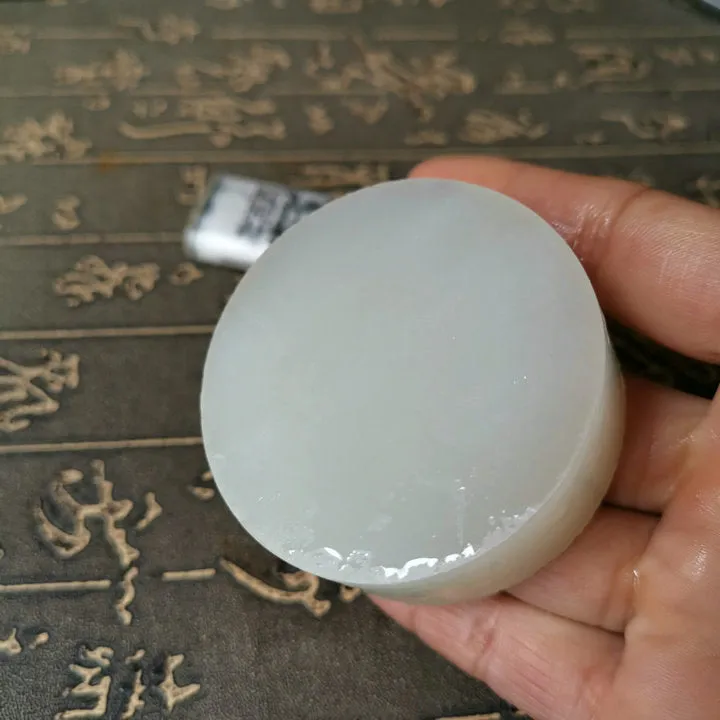 Natural Kunlun Jade Rough Nephrite Raw (139g, 5.5X5.5X2cm)