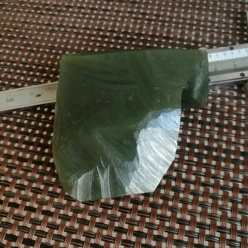 Natural Kunlun Jade Rough Nephrite Raw (158g, 6.5X6.2x2cm)