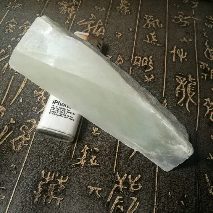 Natural Kunlun Jade Rough Nephrite Raw (249g, 12X4X3cm)