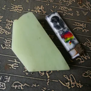 Natural Kunlun Jade Rough Nephrite Raw (282g, 9.5X5X2.5cm)