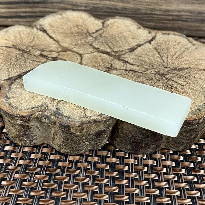 Natural Kunlun Jade Rough Nephrite Raw (32g,7.2X2X0.7cm)