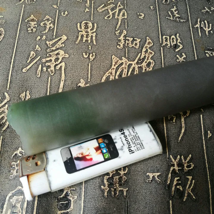 Natural Kunlun Jade Rough Nephrite Raw (382g, 18X3X3cm)