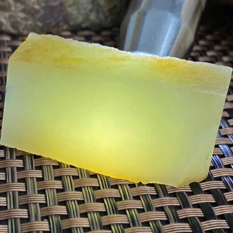 Natural Kunlun Jade Rough Nephrite Raw (44g,4.9X2.4X1.2cm)