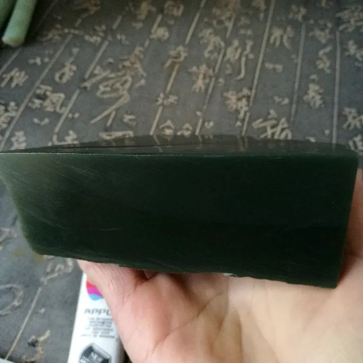 Natural Kunlun Jade Rough Nephrite Raw (645g, 10X10X4cm)