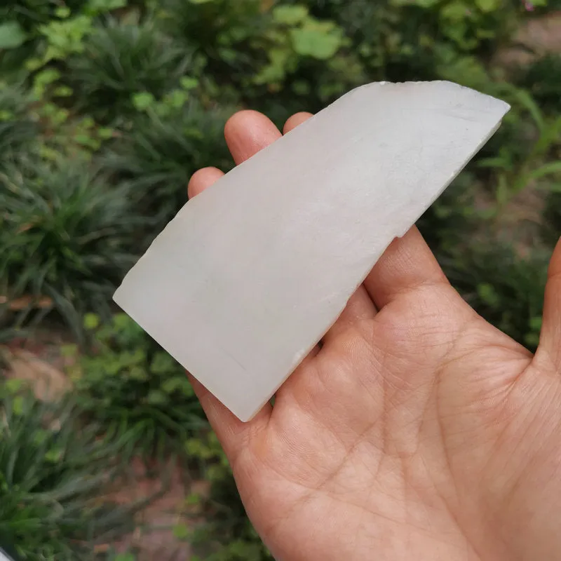 Natural Kunlun Jade Rough Nephrite Raw (69g,10.5X5X0.5cm)