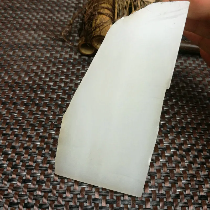 Natural Kunlun Jade Rough Nephrite Raw (69g,10.5X5X0.5cm)