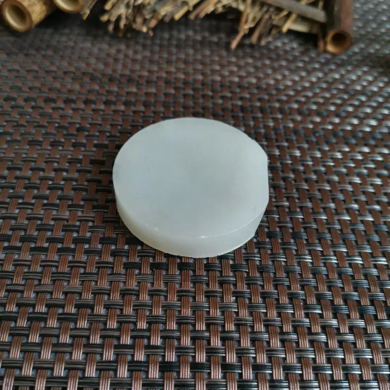 Natural Kunlun Jade Rough Nephrite Raw (69g,5.3X1.1cm)