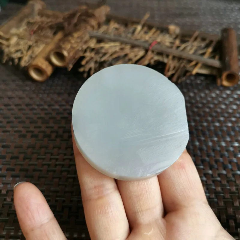 Natural Kunlun Jade Rough Nephrite Raw (69g,5.3X1.1cm)