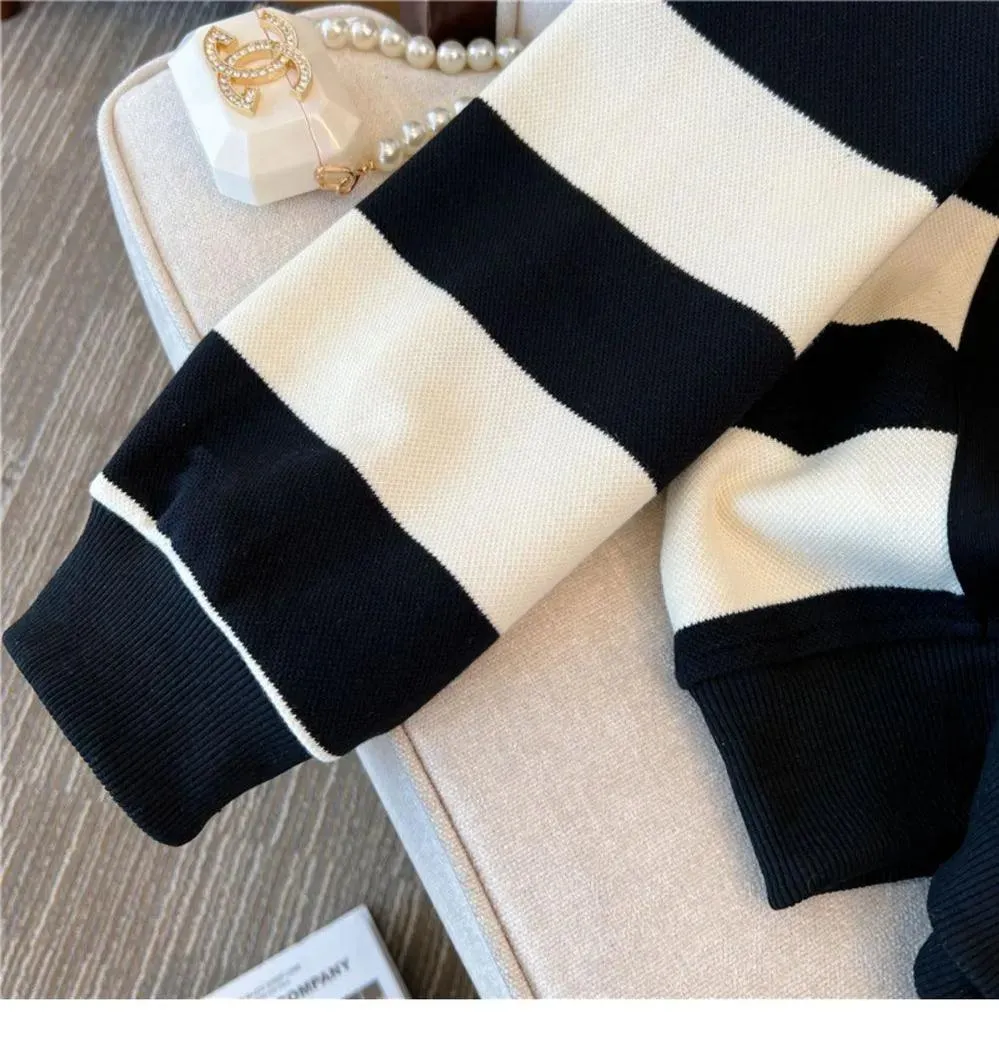 Patchwork Panache Casual Loose Sweatshirt