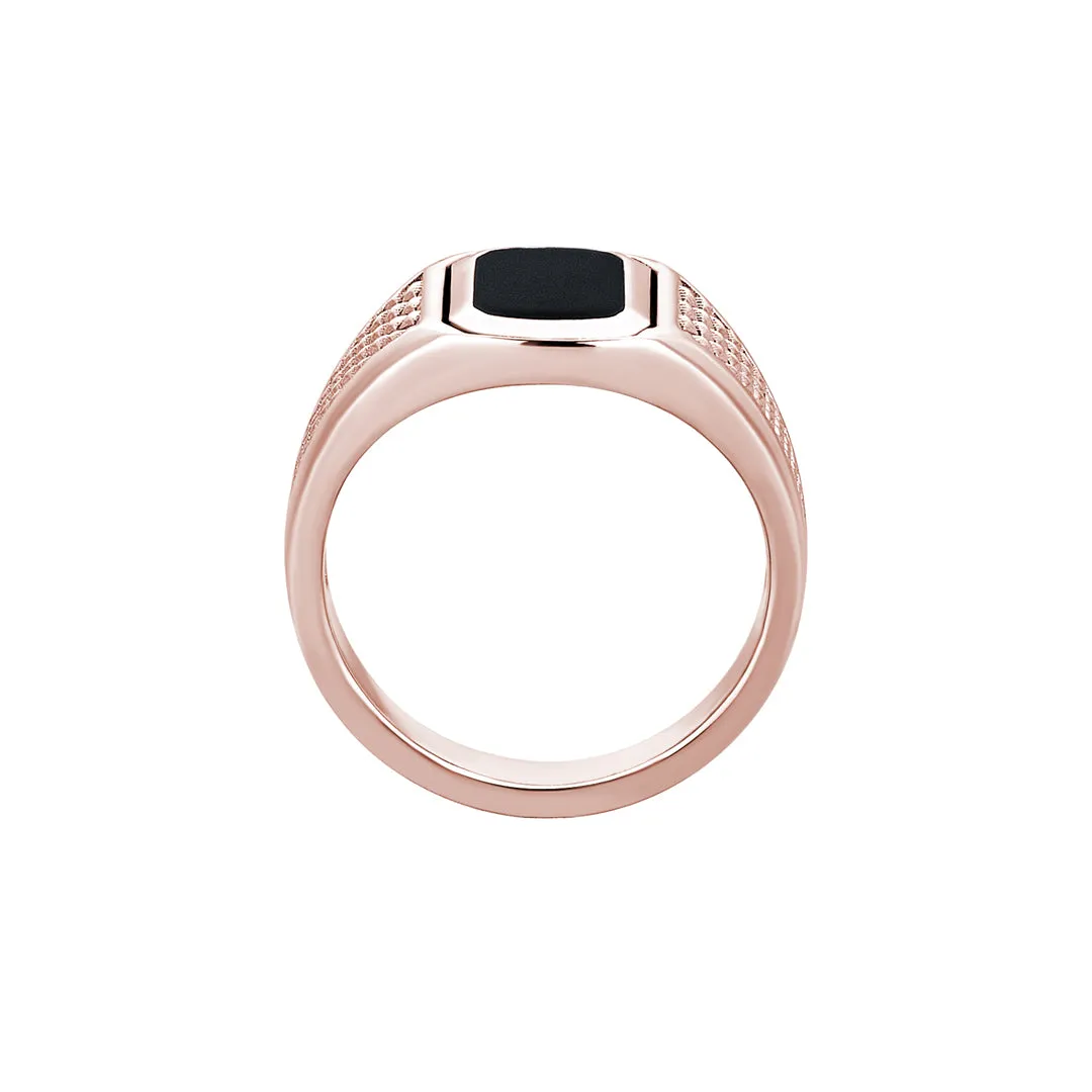 Pyramid Signet Ring in Gold