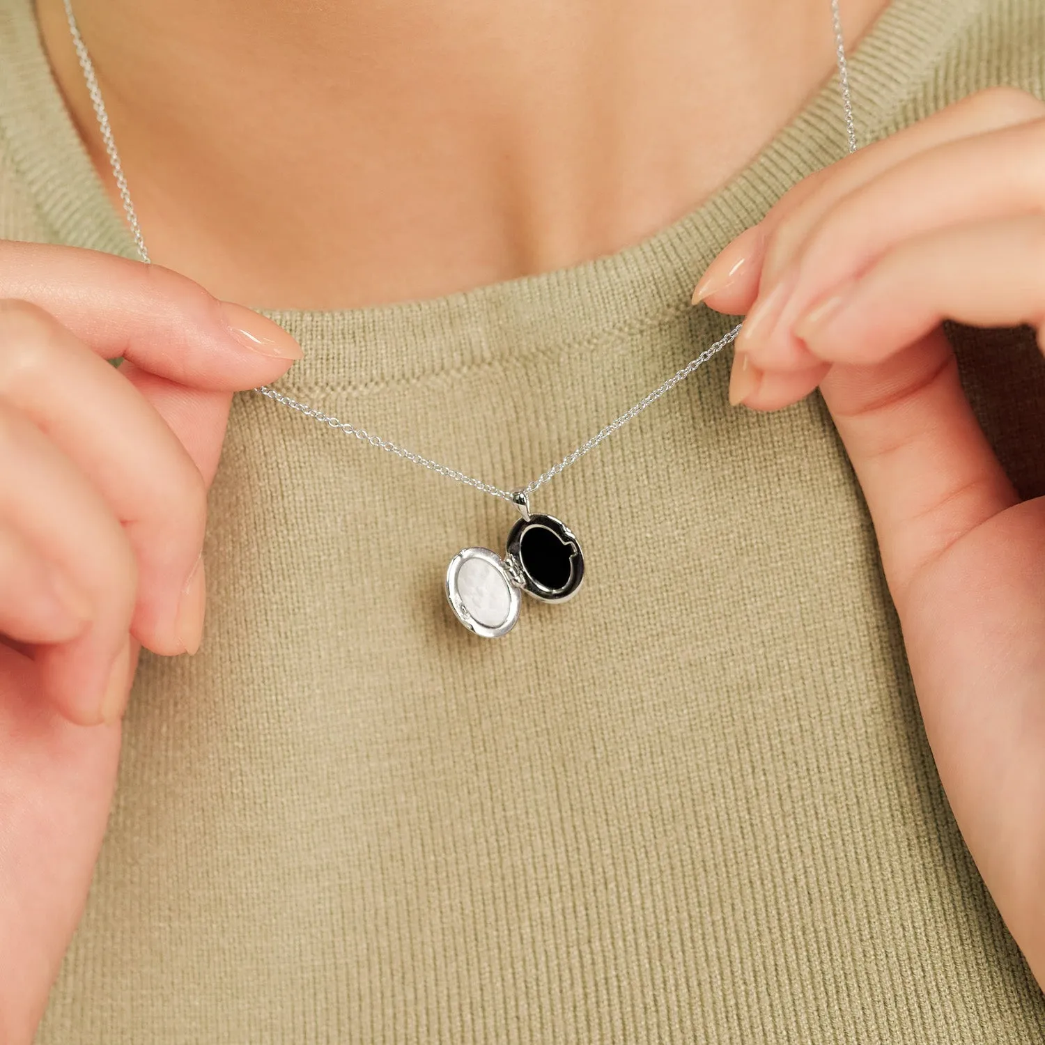 Silver Lindsey Necklace