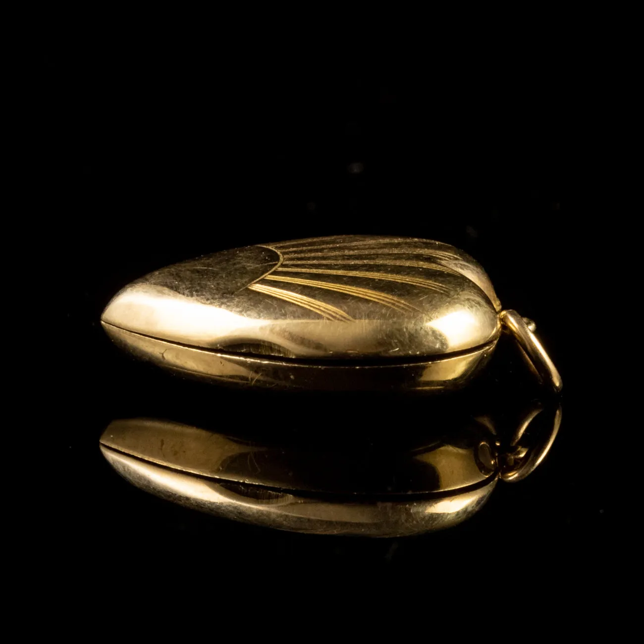 Vintage Heart Shaped Locket 9Ct Gold